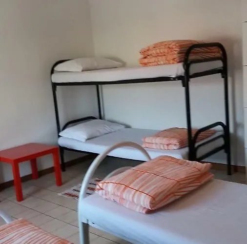 Easy Hostel *